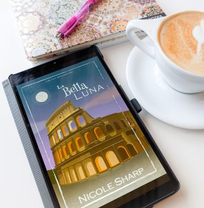 Nicole Sharp La Bella Luna Rome Italian Writing